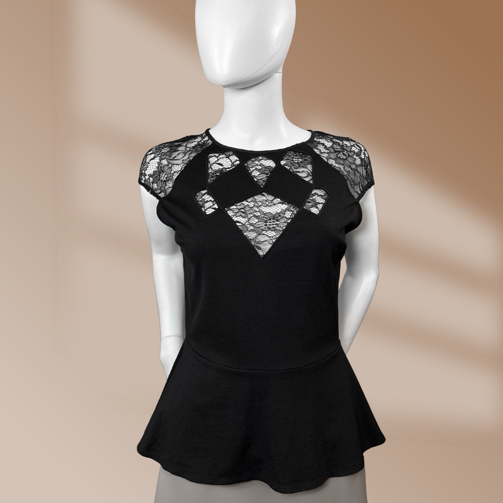 Guess Women's Black Lace Detail Zip Back Peplum Top in Size Medium